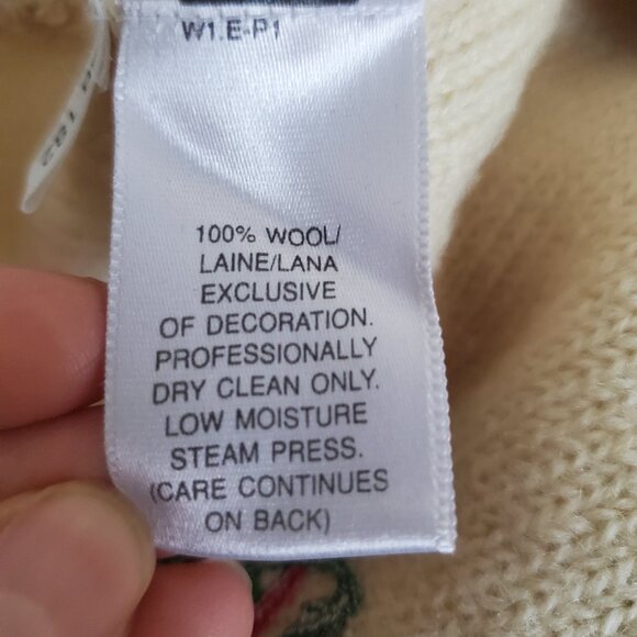 SUSAN BRISTOL Embroidered Christmas Sweater Wool Cardigan Button Down Boxy MED - Picture 8 of 8